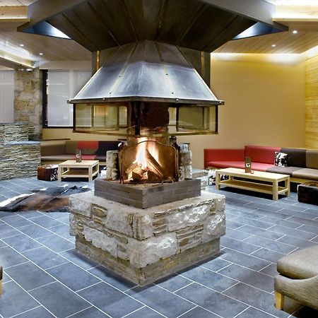 Mercure Saint-Lary Luaran gambar